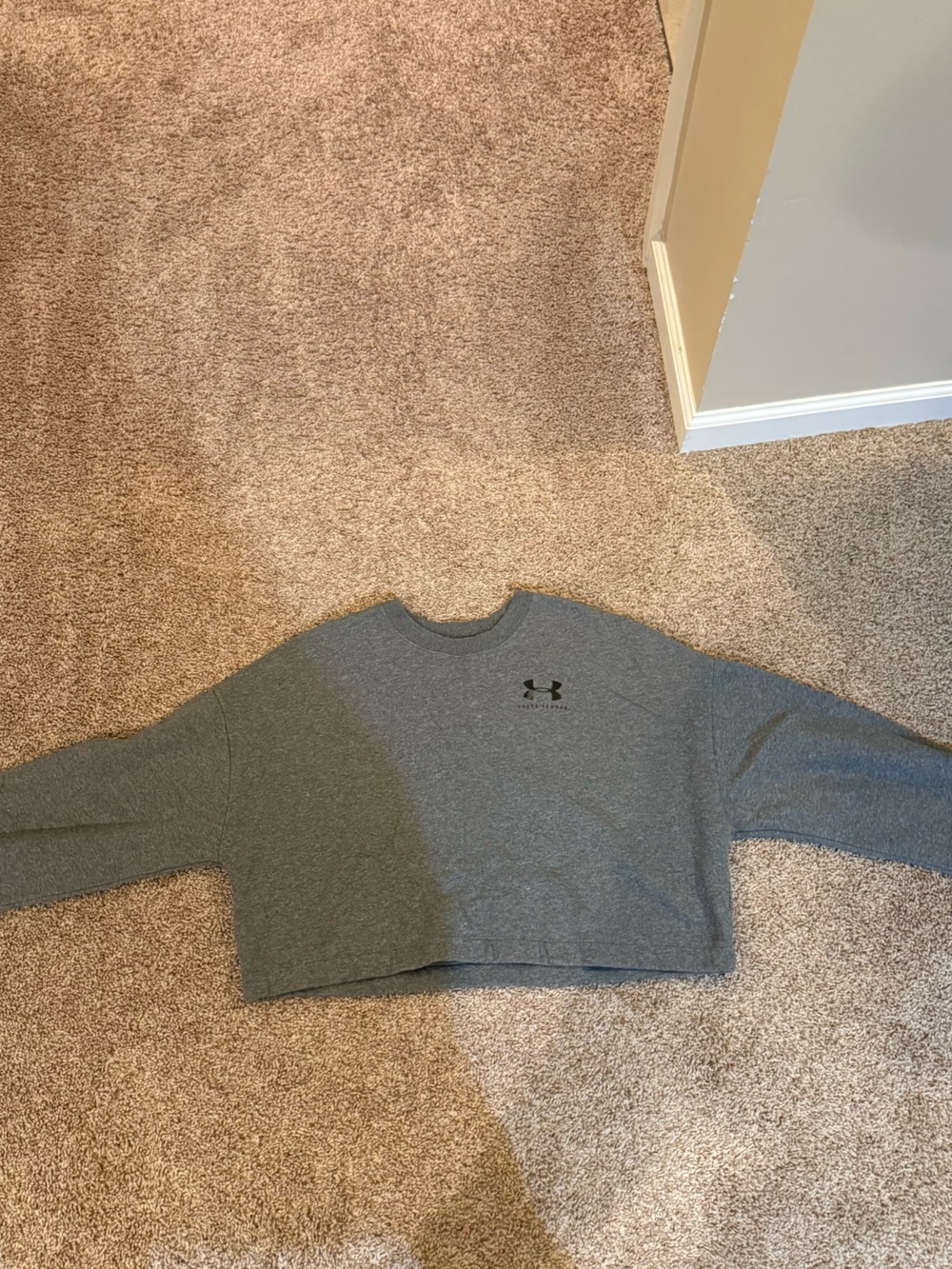 Under Armour Heather Gray Cropped Crew Sweatshirt